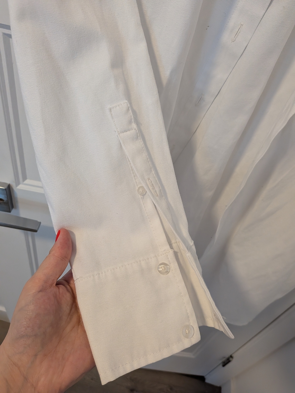 Womance/Classic White Button-Up Shirt Sz XL - Picture 4 of 5
